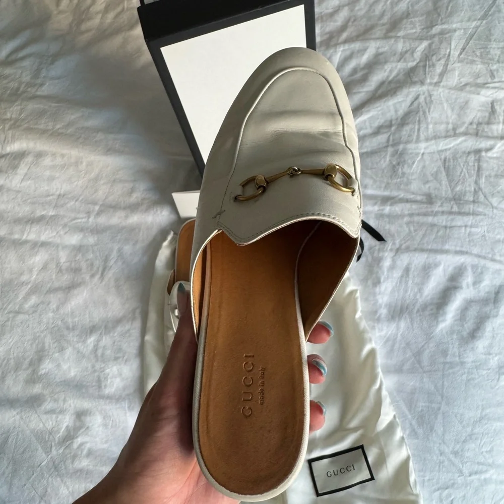 Gucci Cream Loafers with Gold Details - Picture 12 of 16